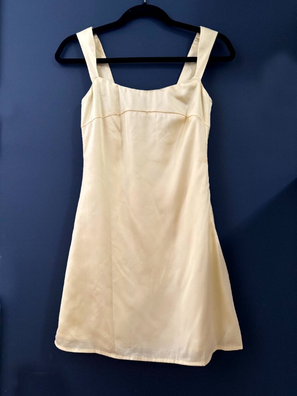 PepperMayo Odette Satin Mini Dress - Yellow Size 2 NEW WITH TAGS - Picture 3 of 7